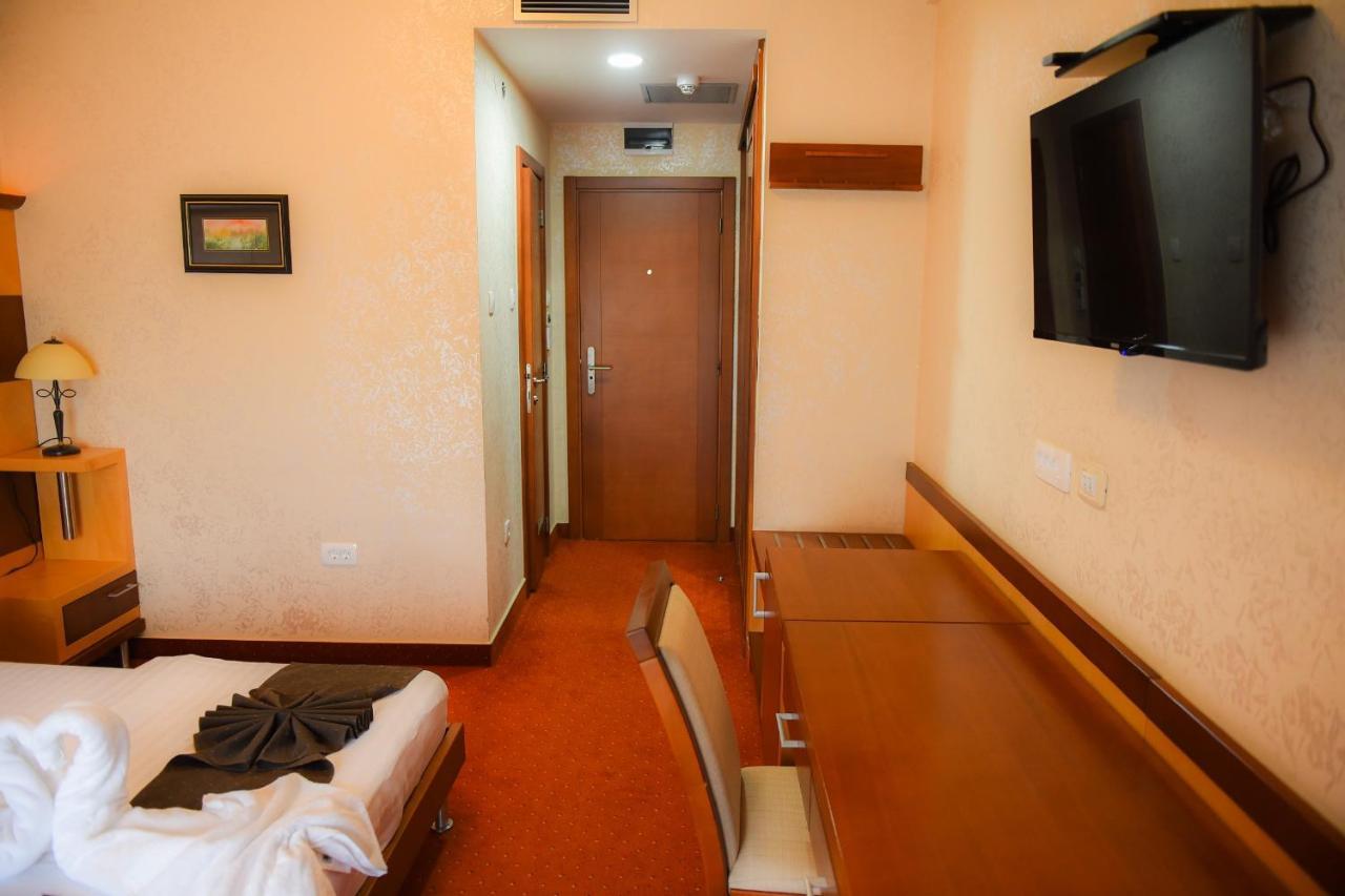 Hotel Marshal Никшич Экстерьер фото