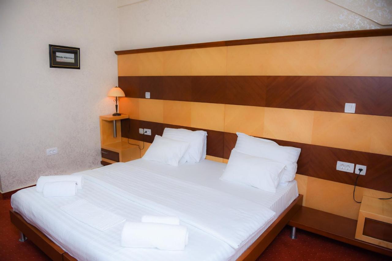 Hotel Marshal Никшич Экстерьер фото
