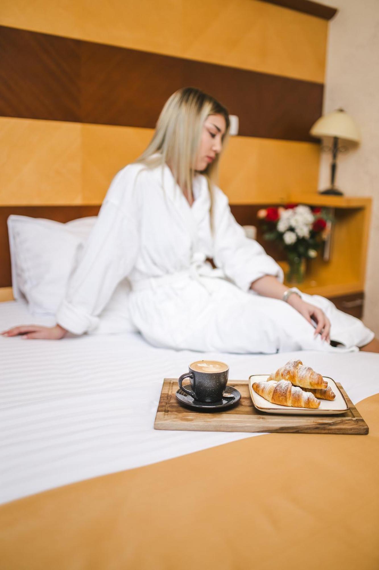 Hotel Marshal Никшич Экстерьер фото