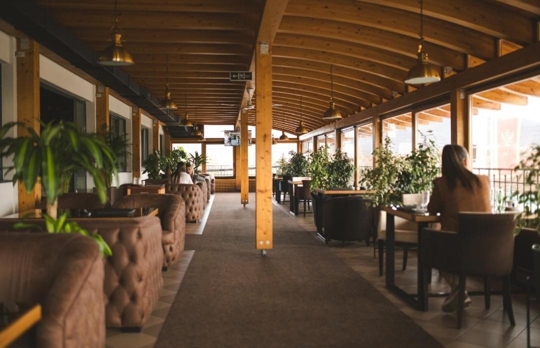 Hotel Marshal Никшич Экстерьер фото