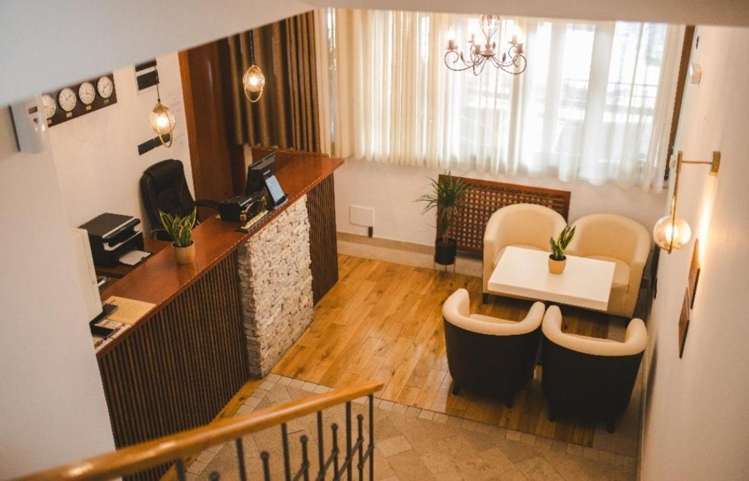 Hotel Marshal Никшич Экстерьер фото